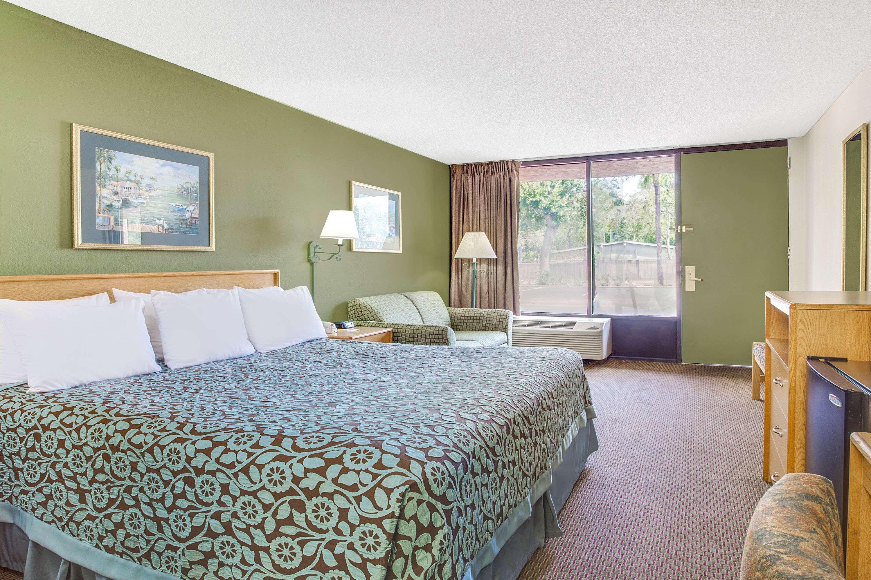 Days Inn By Wyndham Bradenton - Near The Gulf Exterior foto
