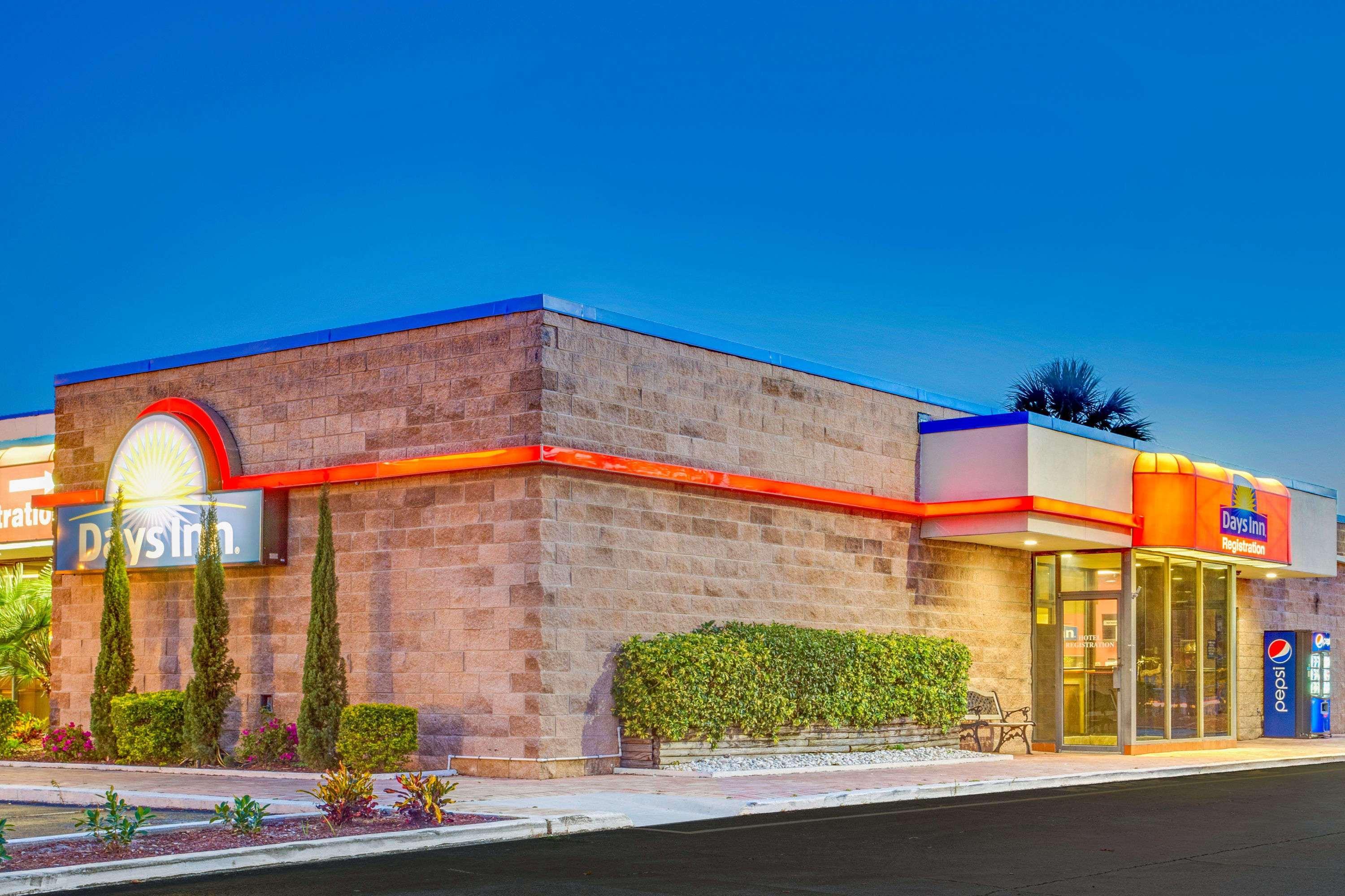 Days Inn By Wyndham Bradenton - Near The Gulf Exterior foto
