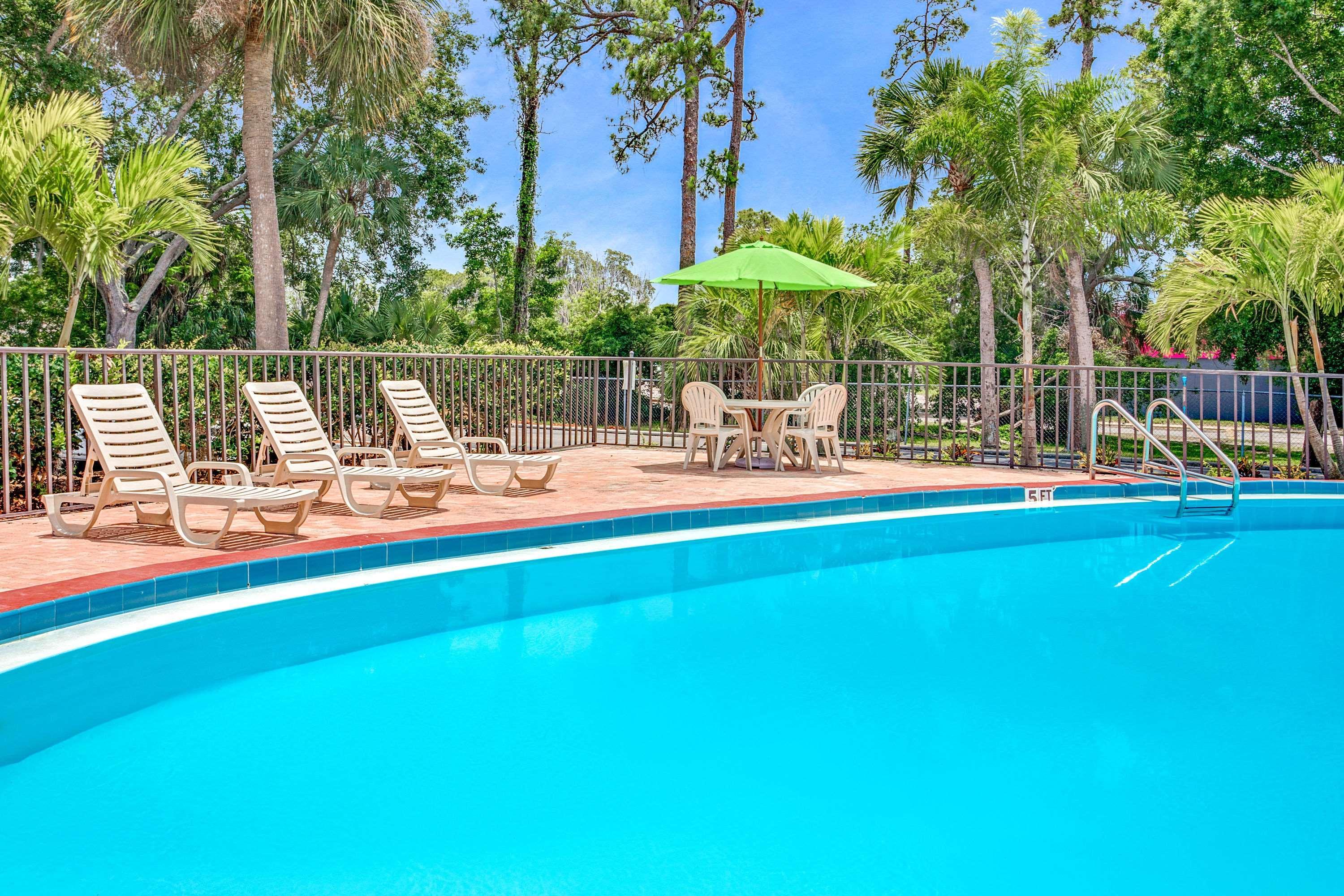 Days Inn By Wyndham Bradenton - Near The Gulf Exterior foto
